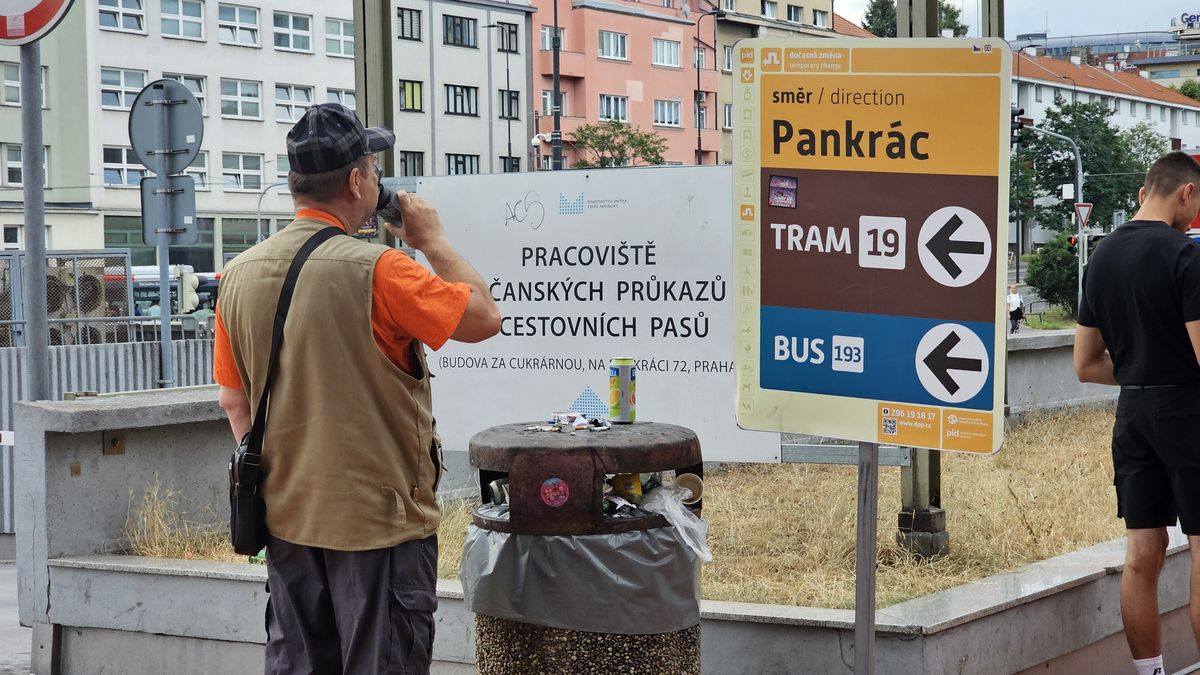 Stanice metra Pankrác otvírá po roční rekonstrukci ještě před víkendem